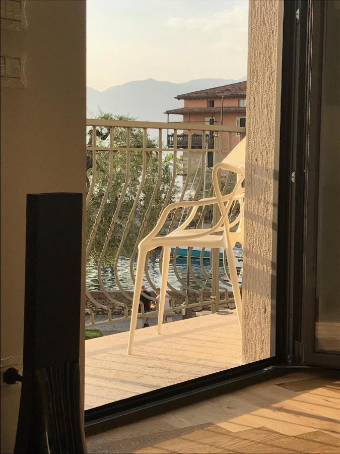 Suite La Castellana Torri Del Benaco Buitenkant foto