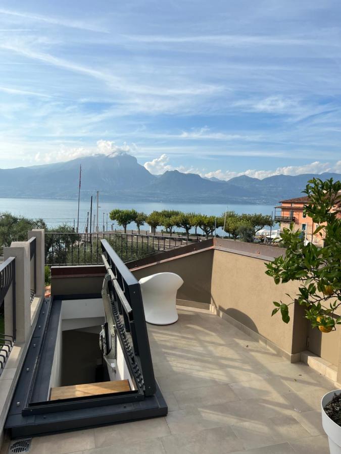 Suite La Castellana Torri Del Benaco Buitenkant foto