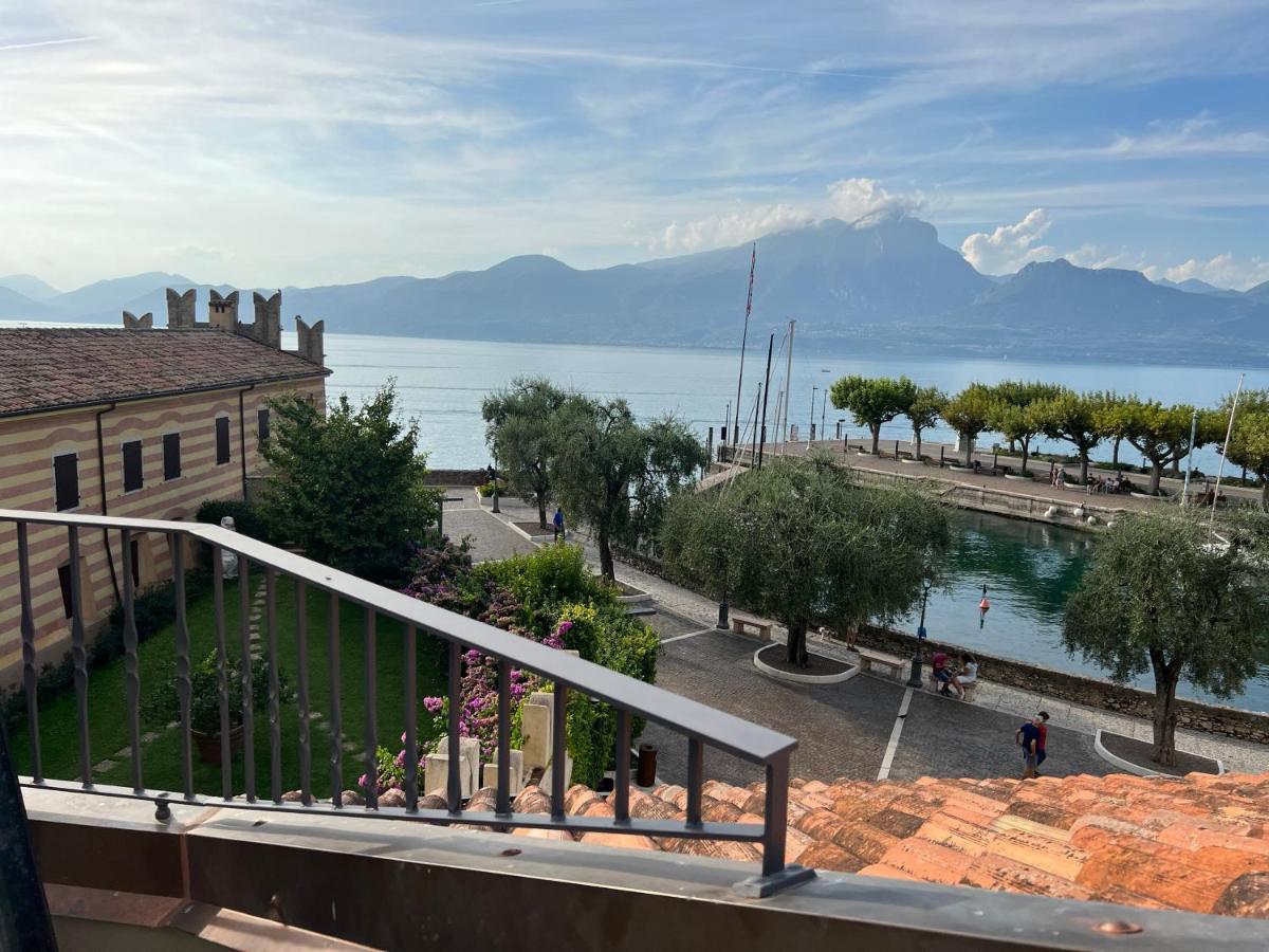 Suite La Castellana Torri Del Benaco Buitenkant foto