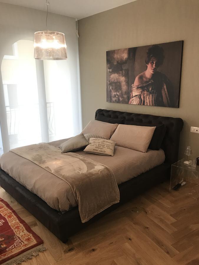 Suite La Castellana Torri Del Benaco Buitenkant foto