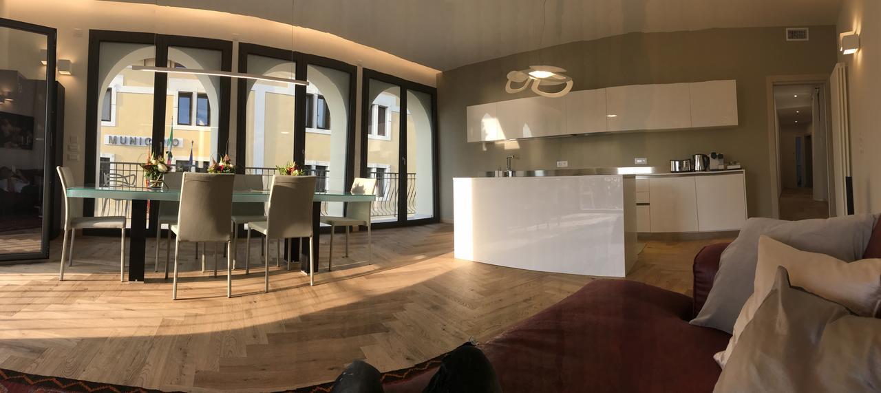 Suite La Castellana Torri Del Benaco Buitenkant foto