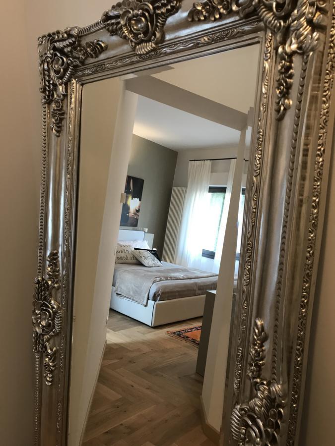 Suite La Castellana Torri Del Benaco Buitenkant foto